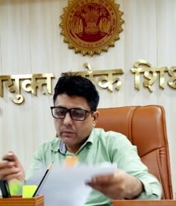 IAS Abhishek Singh 2009, 2009 cadre IAS officer, MP's innovative officers, Abhishek Singh IAS officer,